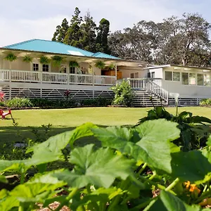 Bed & Breakfast Aloha Junction -minutes Away From Hawaii Volcanoes National Park, Volcano